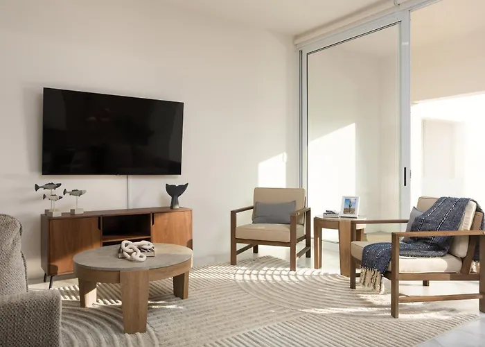 Marea Cabos Modern 3 Brd - Prime Location Near & Marina Fast Wifi Cabo San Lucas